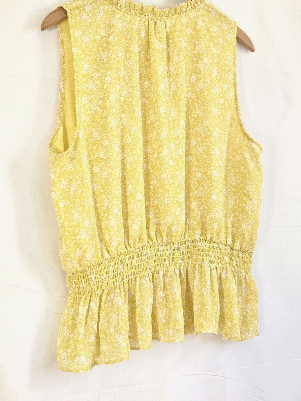 ​Carolina Belle Yellow Floral Smocked Waist Blouse XL Gold Lurex Boho - Picture 4 of 10